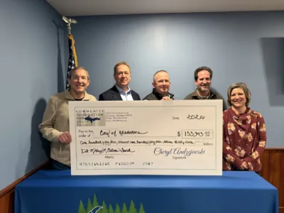 City of Gladstone receives an Annual Disbursement